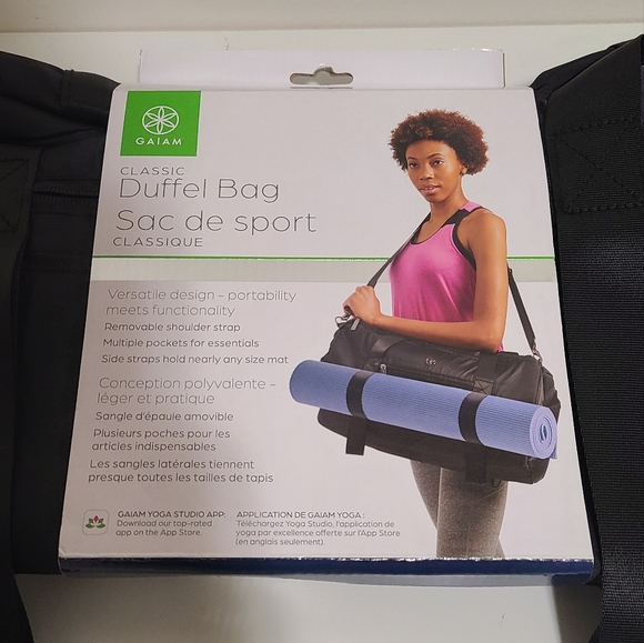 GAIAM Classic Duffel Bag - Picture 2 of 6